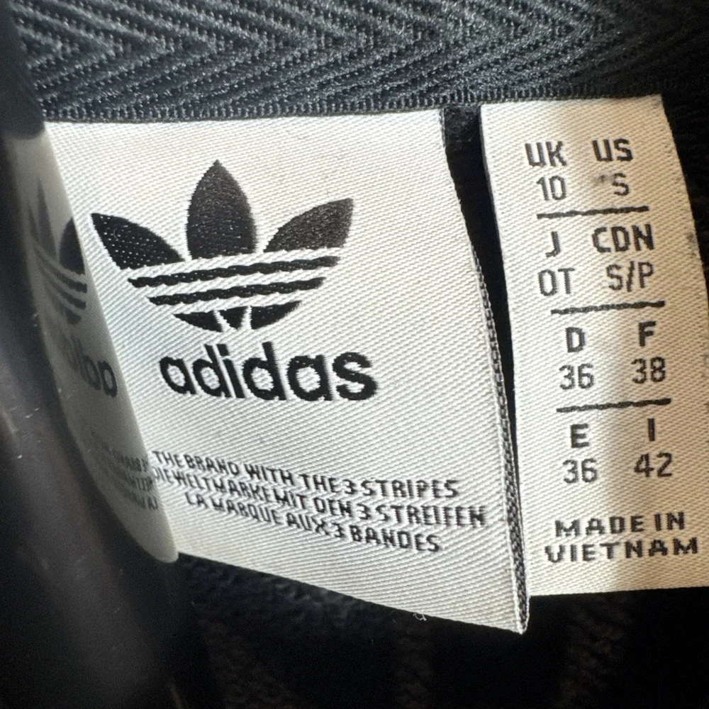Adidas Womens Cropped Hoodie‎ Size Small  Black White Long Sleeve Pullover
